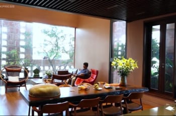 Ghế gỗ đẹp tại công trình kiến trúc Bát Tràng House